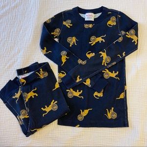 Hannah Andersson LION pajama set size 8